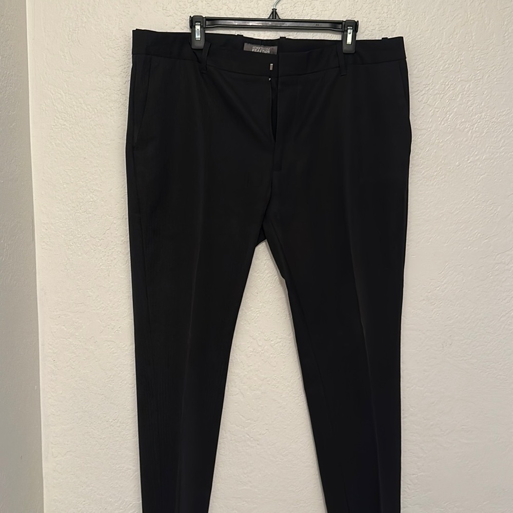 Kenneth Cole black 36/32 dress pants